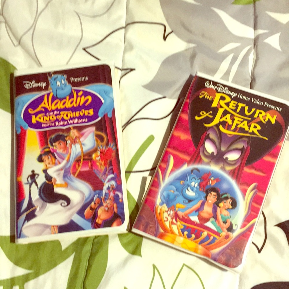VHS Aladdin Video Tapes